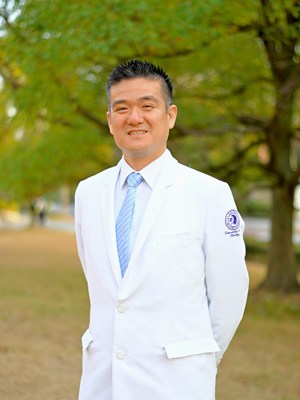 Dr. Hikita